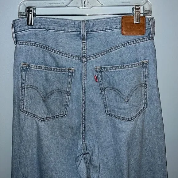 Levi’s premium High Loose Women’s 28 frayed hem jeans - Picture 3 of 14